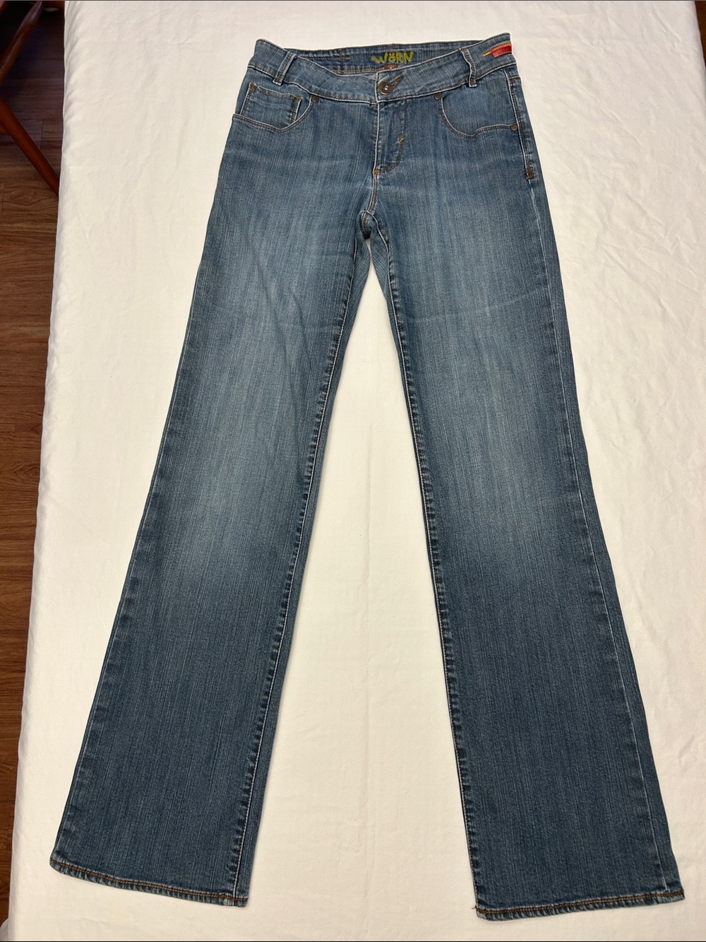 Worn brand Flare-Leg Women’s Jeans in Medium Blue Wash